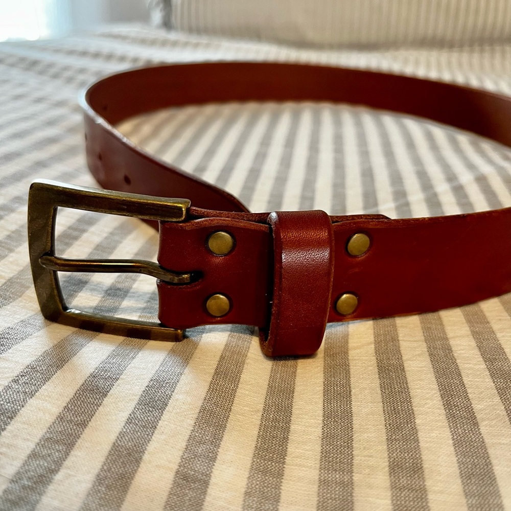 Handmade Classic Men's Leather Belt in Light Brown